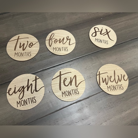 Wooden Monthly Photo Props - Picture 3 of 3